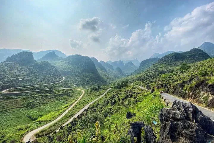 Ha Giang Loop Itinerary - M-shaped curves