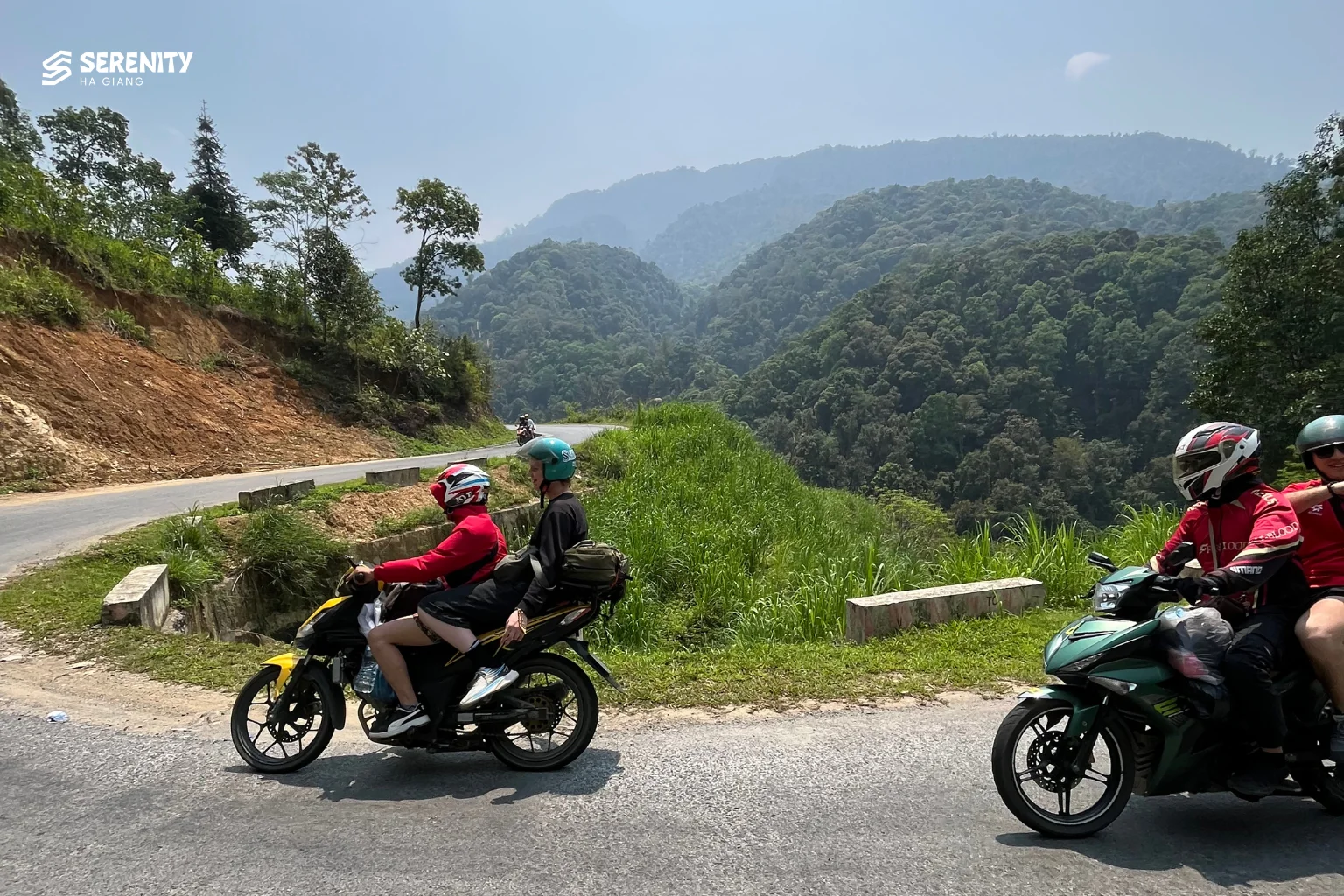 Easy Rider vs Self Drive on the Ha Giang Loop